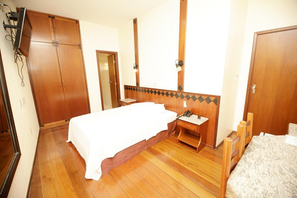 Galatas Central Hotel Patos de Minas Exterior photo
